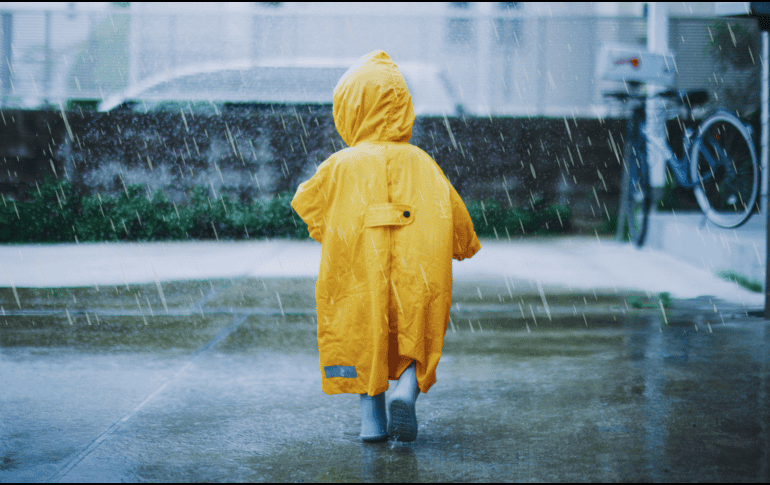 La pregunta que todos los tapatíos se hacen es cuándo comenzará a llover. Aunque la mañana se mantendrá relativamente estable, la situación cambiará por la tarde. ESPECIAL / CANVA