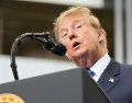Trump también reiteró sus críticas a la "ridícula y costosa" decisión de la Corte Suprema, que anuló en febrero pasado gran parte del esquema arancelario. AP / ARCHIVO