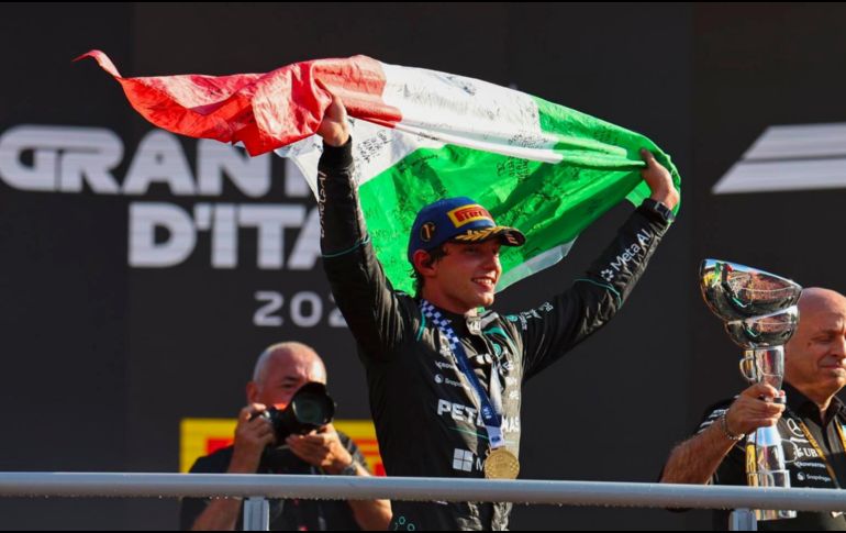 Antonelli amplió su liderato del Mundial con 267 puntos, seguido por Russell con 201 y Lewis Hamilton con 191. EFE / A. Szilagy