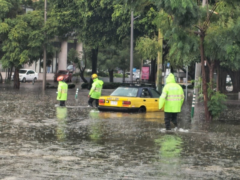 &nbsp;ESPECIAL/PC y Bomberos de GDL.