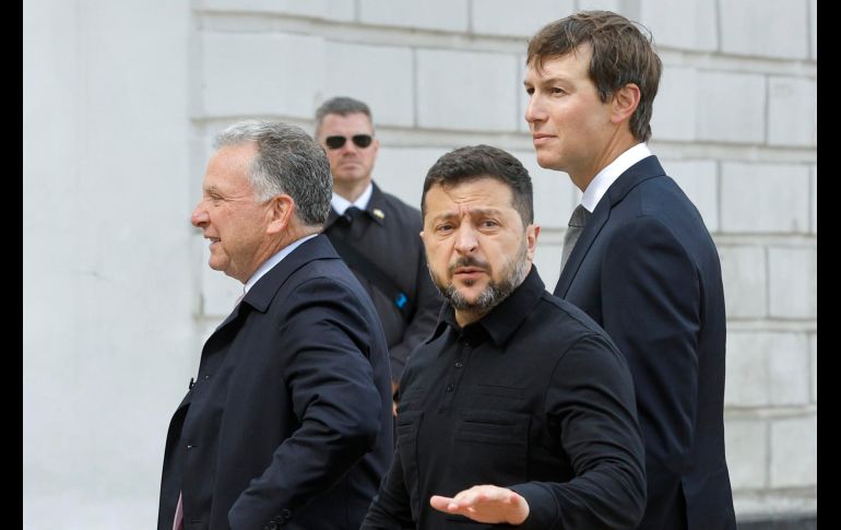“Tenemos interés en poner fin a la guerra. La paz es necesaria. Las garantías de seguridad son necesarias”, escribió el mandatario ucraniano en X.  EFE/S. DOLZHENKO
