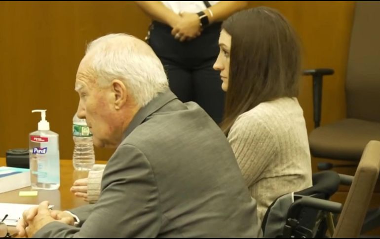 Captura de video tomada de la Corte Superior de Plymouth, Massachusetts que muestra a Lindsay Clancy, la mujer acusada de matar a sus tres hijos en Massachusetts. EFE/ Corte Superior de Plymouth, Massachusetts