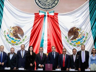 Édgar Amador Salazar, secretario de Hacienda y Crédito Público, entregó el Paquete Económico para el Ejercicio Fiscal 2027 en el salón legisladores de la Cámara de Diputados. SUN/D. Sánchez