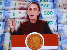 La Presidenta Claudia Sheinbaum Pardo sostuvo que el Paquete Económico 2027 no contempla nuevos impuestos ni gasolinazos. EFE / M. Guzmán