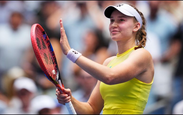 De alzar el trofeo del US Open, a Rybakina solo le faltaría el título de Roland Garros para completar un Grand Slam. AP / S. WENIG