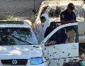 El vehículo que explotó estaba abandonado y lleno de impactos de bala. X