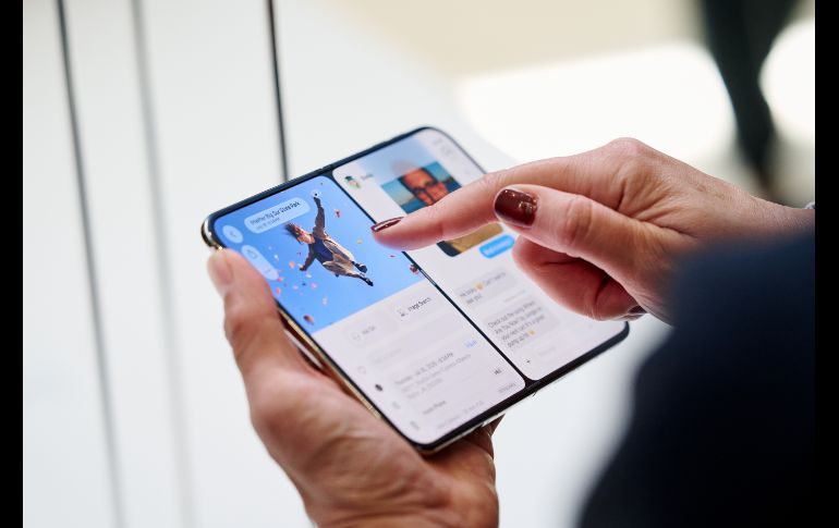 El iPhone Duo estará disponible en preventa el próximo 16 de octubre. EFE/S. OLSZEWSKI