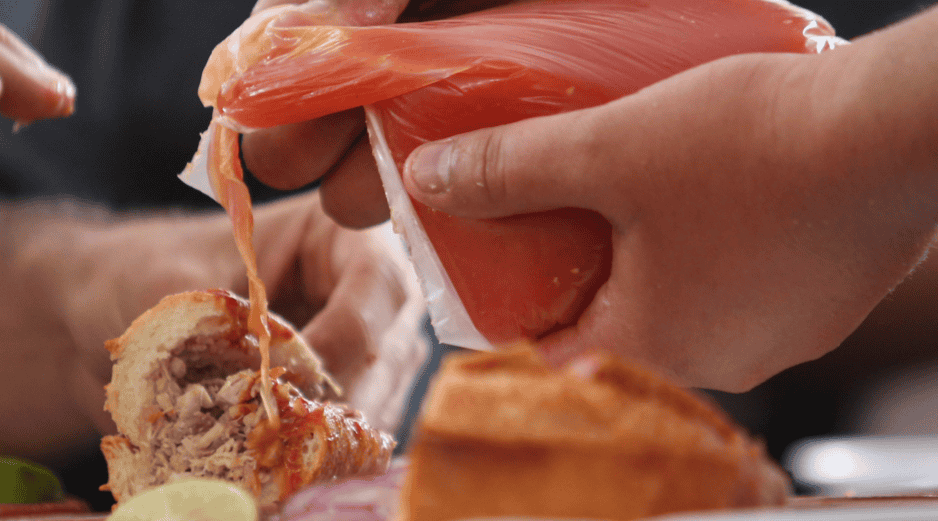 El Día Municipal de la Torta Ahogada no solamente busca celebrar un alimento popular, sino también reconocer una tradición que forma parte de la historia gastronómica de Guadalajara. EL INFORMADOR / ARCHIVO