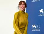 La actriz Vanessa Scalera es la protagonista de la cinta en competencia, “Il fuoco che ti porti dentro”. EFE