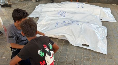 Cada día Israel lanza ataques en Gaza que causan muertos. EFE/ Ahmad Awad