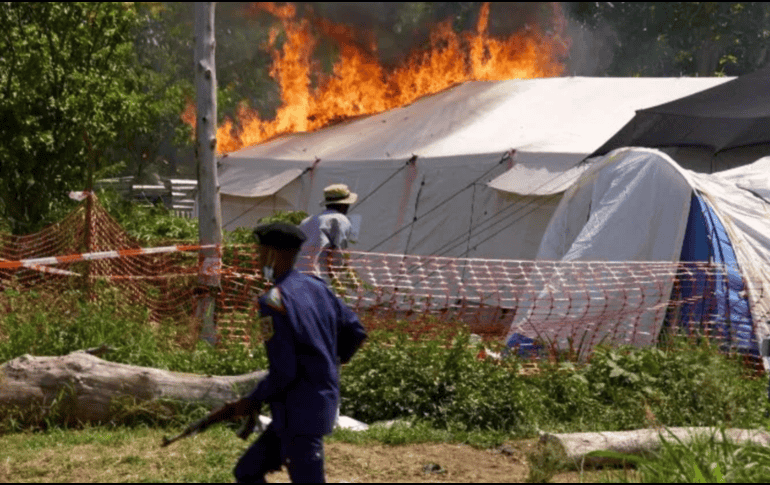 La ciudad de Bukavu sufre de forma recurrente incendios durante la estación seca, y sólo en los últimos dos meses el fuego ha destruido miles de viviendas en distintas comunas. AP/ ARCHIVO