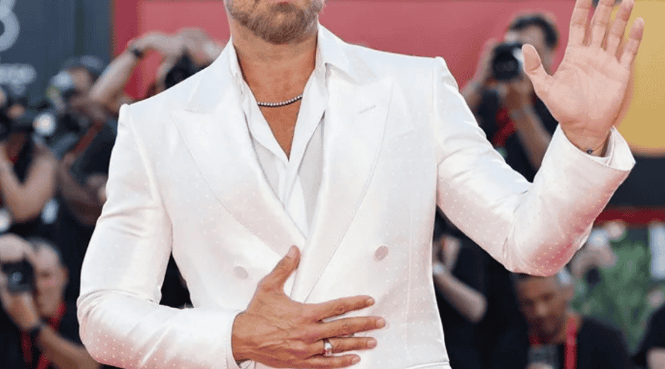 Ricky Martin estrenó este jueves el EP 'ReVivo', un nuevo proyecto musical que celebra su legado a través de una selección de canciones que han marcado distintas etapas de su carrera. EFE/Epa/Fabio Frustaci.