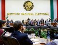 El INE enfrentó cuestionamientos por las campañas adelantadas. EL UNIVERSAL