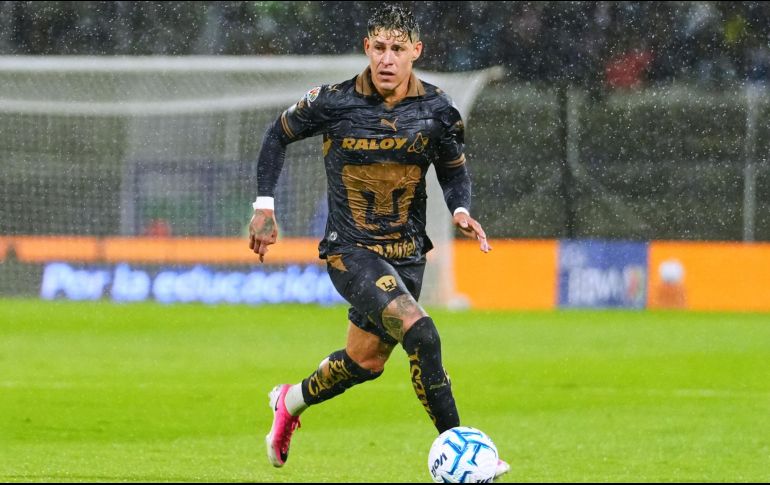 Cristian 'Chicote' Calderón sufrió una lesión en la ingle durante el triunfo de Pumas sobre León. IMAGO7