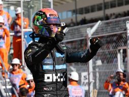 Lando Norris, que el viernes prácticamente perdió la segunda práctica por un problema en la caja de cambios, respondió con una actuación impecable para quedarse con la pole. AFP / T. Coex