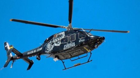 Tras la agresión, el helicóptero regresó al aeropuerto de la capital del Estado donde quedó resguardado para su revisión. ESPECIAL/SSPC Chihuahua