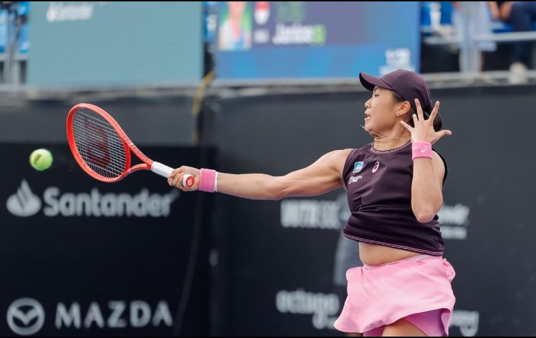 Janice Tjen derrotó a la checa Darja Vidmanova por 7-6(6) y 6-2 en una hora y media de partido. CORTESÍA/GDL OPEN.