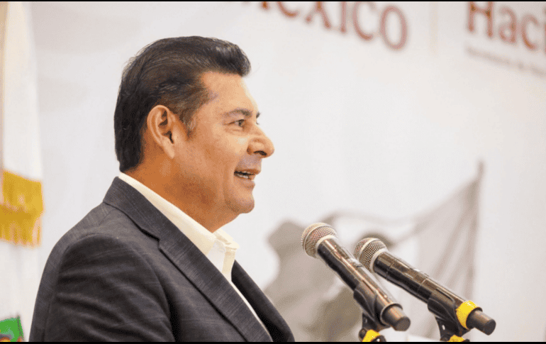 En un mensaje difundido en sus redes sociales, Armenta señaló que su atención está concentrada en sus responsabilidades al frente del Estado. FACEBOOK / ALEJANDRO ARMENTA