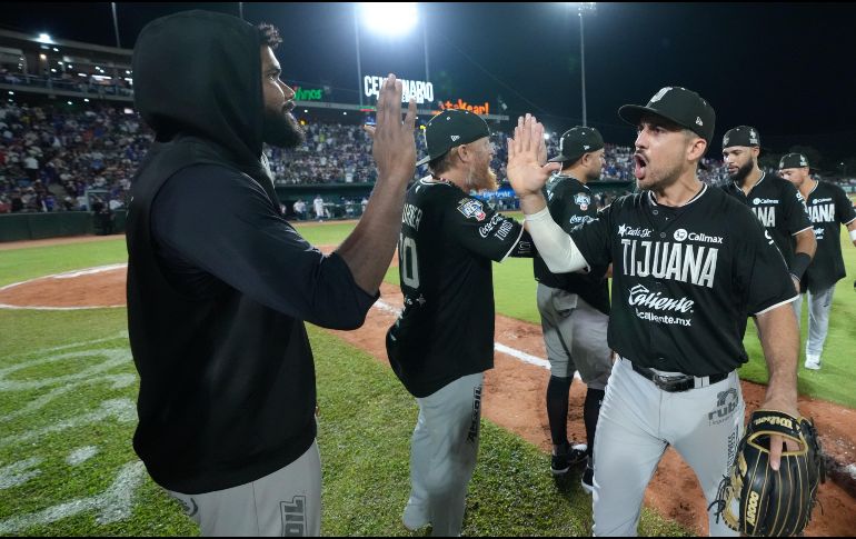 Los Toros de Tijuana tomaron ventaja en la Serie del Rey tras superar a los Olmecas de Tabasco impulsados por sus batazos de cuatro esquinas. IMAGO7.