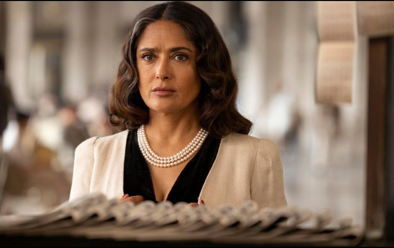 Salma Hayek también debutará muy pronto como directora en 