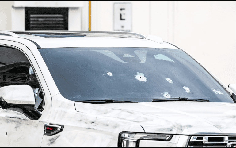 La camioneta fue interceptada por sujetos armados que dispararon en múltiples ocasiones contra la unidad antes de darse a la fuga con rumbo desconocido. EL INFORMADOR/ARCHIVO