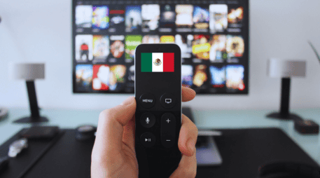 Además de conmemorar la Independencia, Netflix celebra 15 años de haber llegado a territorio azteca para transformar nuestro consumo audiovisual. ESPECIAL / CANVA