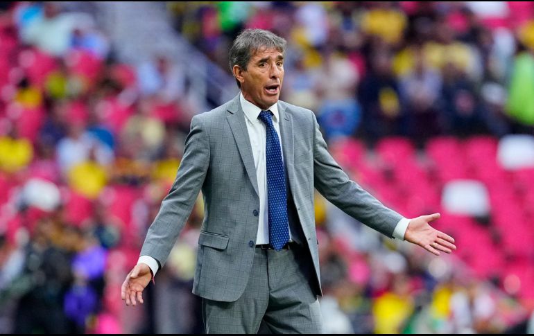 La última vez que Guillermo Almada saboreó una victoria frente a Chivas fue durante el torneo Apertura 2022. IMAGO7 / ARCHIVO