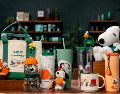 La cadena implementa una estrategia especial para la esperada llegada de los productos de Peanuts al país. ESPECIAL/STARBUCKS.