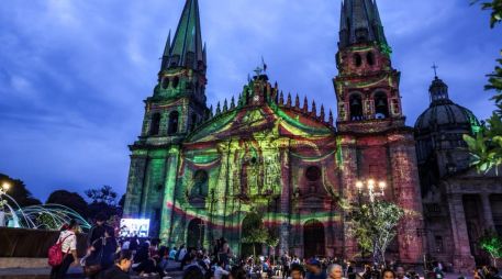 Autoridades estiman la asistencia de 50 mil personas en el primer cuadro de la ciudad, aunque el límite es de 70 mil. EL INFORMADOR/J. Acosta