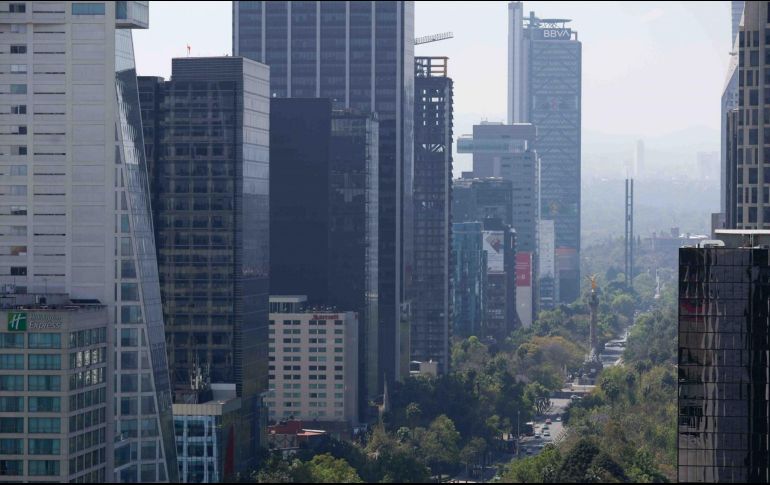 El programa Hoy No Circula se aplica de las 5:00 a las 22:00 horas en todas las alcaldías de la Ciudad de México y en tres zonas conurbadas del Estado de México. SUN/D. Simón