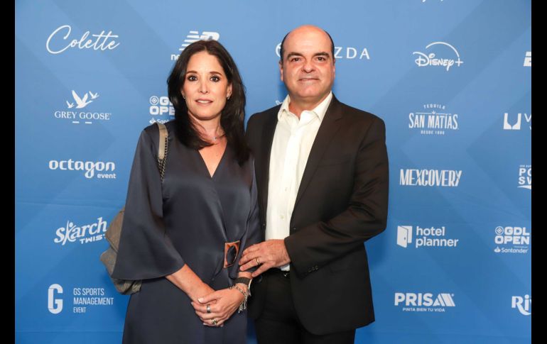 Adriana Ochoa y Javier Carral. GENTE BIEN JALISCO / Revista del 18 de septiembre 2026
