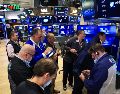 El mercado recuperó el apetito por el riesgo debido a que bajó el petróleo y la rentabilidad del bono del Tesoro a 10 años. AFP/T. Clary