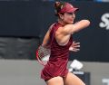 La vigente campeona Iva Jovic avanzó a las semifinales del Guadalajara Open 2026 tras derrotar con autoridad en sets corridos a la polaca Magdalena Frech. CORTESÍA/GDL OPEN.