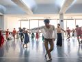 Los ensayos de bailarines, músicos, cantantes y solistas tienen que desarrollarse inicialmente por separado antes de reunir a todos los participantes. A. NAVARRO