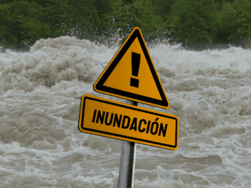 Las imágenes de las inundaciones en Zapotlanejo dan cuenta de la gravedad de la emergencia. ESPECIAL / CANVA