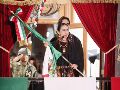 Desde temprana hora, familias enteras comenzaron a llegar a la Explanada de la Presidencia Municipal para disfrutar de la Noche Mexicana. ESPECIAL