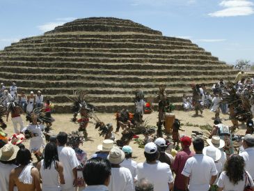 Las pirámides circulares de los Guachimontones son uno de los escenarios perfectos para las ceremonias tradicionales del cambio de estación en Jalisco. EL INFORMADOR / ARCHIVO