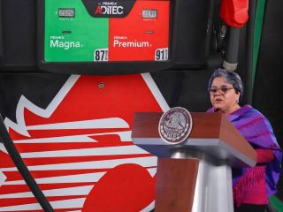 Raquel Buenrostro precisó que Pemex cuenta con su propia normatividad, por lo que no está sujeto a las condiciones de secretarías federales. EL INFORMADOR / SUN / ARCHIVO