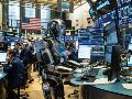 Las dudas sobre la rentabilidad de la inteligencia artificial y la inflación energética debilitan al dólar. ESPECIAL / Gemini