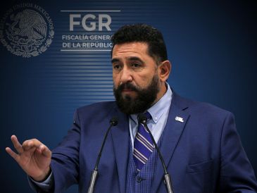 La FGR y el propio Ulises Lara comunicaron en julio que su salida obedecía a "motivos estrictamente personales". En el texto citado, Loret de Mola sostiene que esa explicación habría servido para evitar que el episodio trascendiera públicamente. ESPECIAL, NTX / ARCHIVO y CANVA