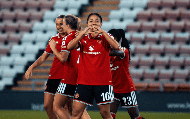 Rebeca Bernal tuvo su primer titularidad en Inglaterra y ya se estrenó como goleadora. INSTAGRAM / @manutdwomen