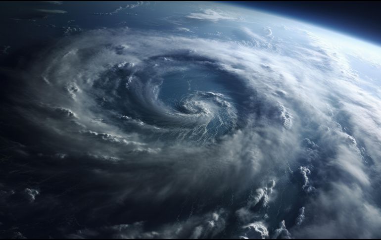 De acuerdo con el reporte más reciente del Servicio Meteorológico Nacional, el centro de Odalys se localizó durante la madrugada de este miércoles sobre el Pacífico, lejos de las costas de México. MAGNIFIC