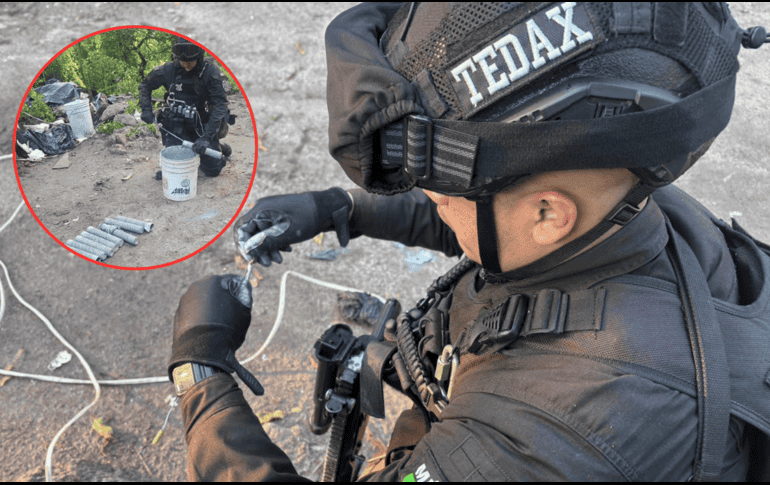 Los oficiales TEDAX establecieron una línea de disparo controlado a distancia. ESPECIAL / SECRETARÍA DE SEGURIDAD DEL ESTADO DE JALISCO