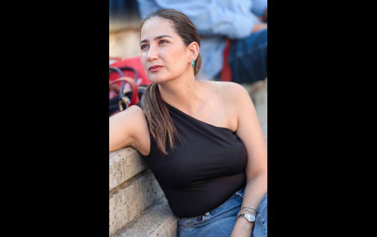 Angie Flores. GENTE BIEN JALISCO / Segunda Novillada