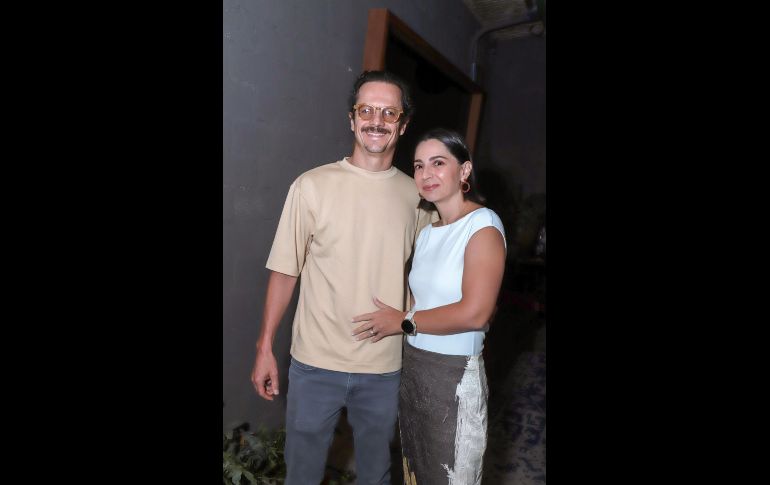 Hugo Romo y Regina Obregón. GENTE BIEN JALISCO / C. Jimeno
