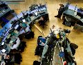 Por sectores, predominaron las pérdidas y estuvieron encabezadas por las empresas de servicios públicos y materiales básicos. EFE/ARCHIVO
