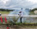 Personal especializado en apicultura de la Unidad de Rescate de Fauna Silvestre de Tlajomulco (URFST) participó en la atención del incidente. ESPECIAL