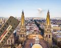Guadalajara contempla una mañana mayormente nublada, con ambiente fresco a templado, mientras que durante la tarde aumentarán las temperaturas. ESPECIAL / CANVA