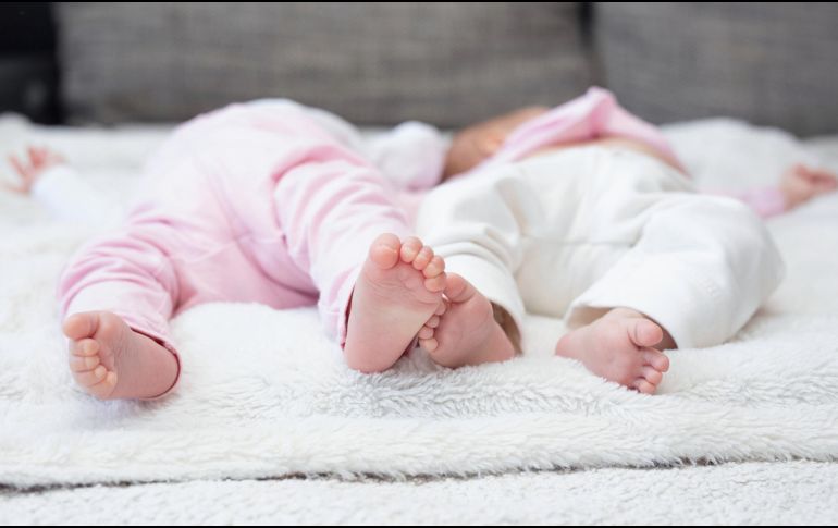 Tras lo ocurrido, el IMSS informa que revisará todos los procedimientos de identificación durante la atención obstétrica y neonatal, a la vez que refrendó su compromiso para colaborar con las autoridades y esclarecer lo ocurrido para deslindar responsabilidades. ESPECIAL / CANVA