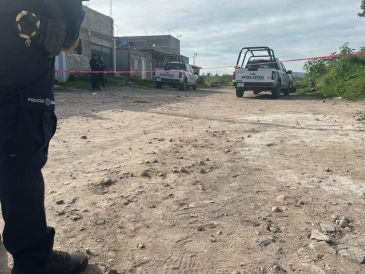 En el sitio del ataque también fue localizada y asegurada un arma de fuego calibre .22, además de tres cartuchos útiles. ESPECIAL